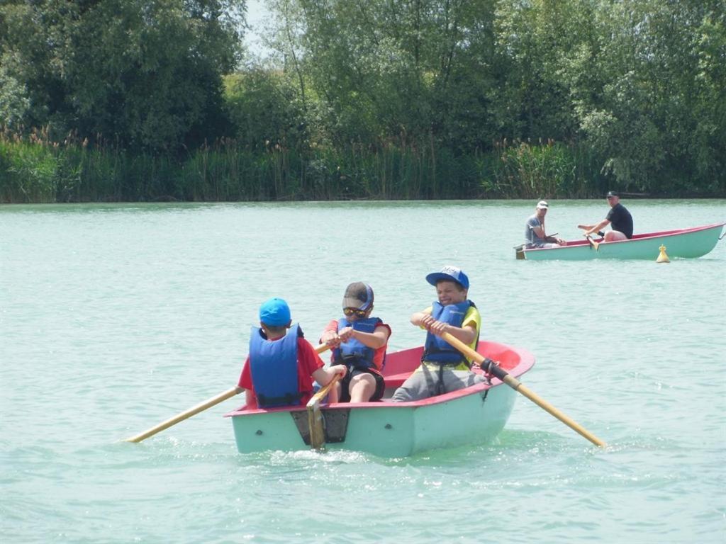 Maritime Freizeit Camp "Mfc" Erfurter Seen מראה חיצוני תמונה
